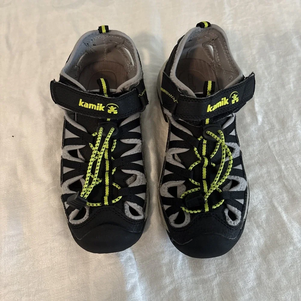 Kamik‎ Boy's Crab sandal size 3 youth